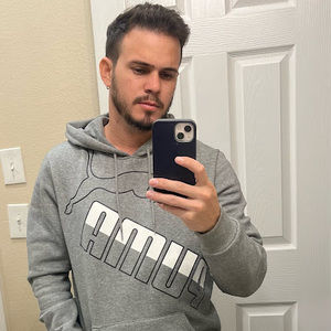 Meet your Posher, Alejandro